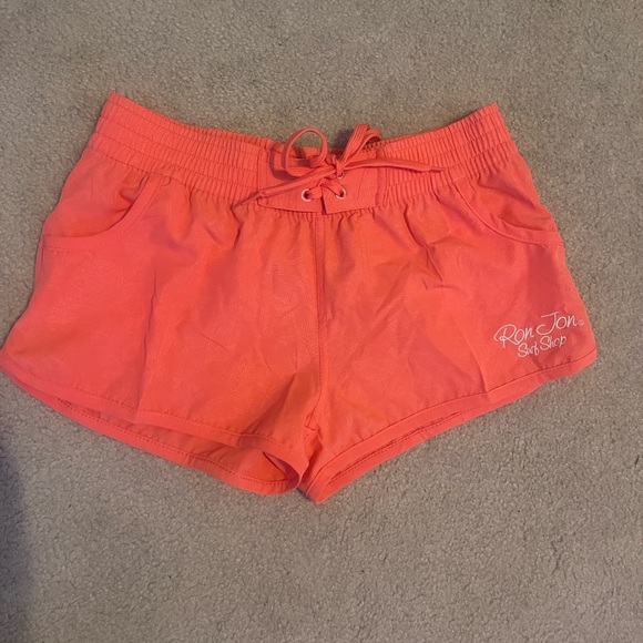 Ron Jon Pants - Ron Jon Surf Shop coral shorts medium